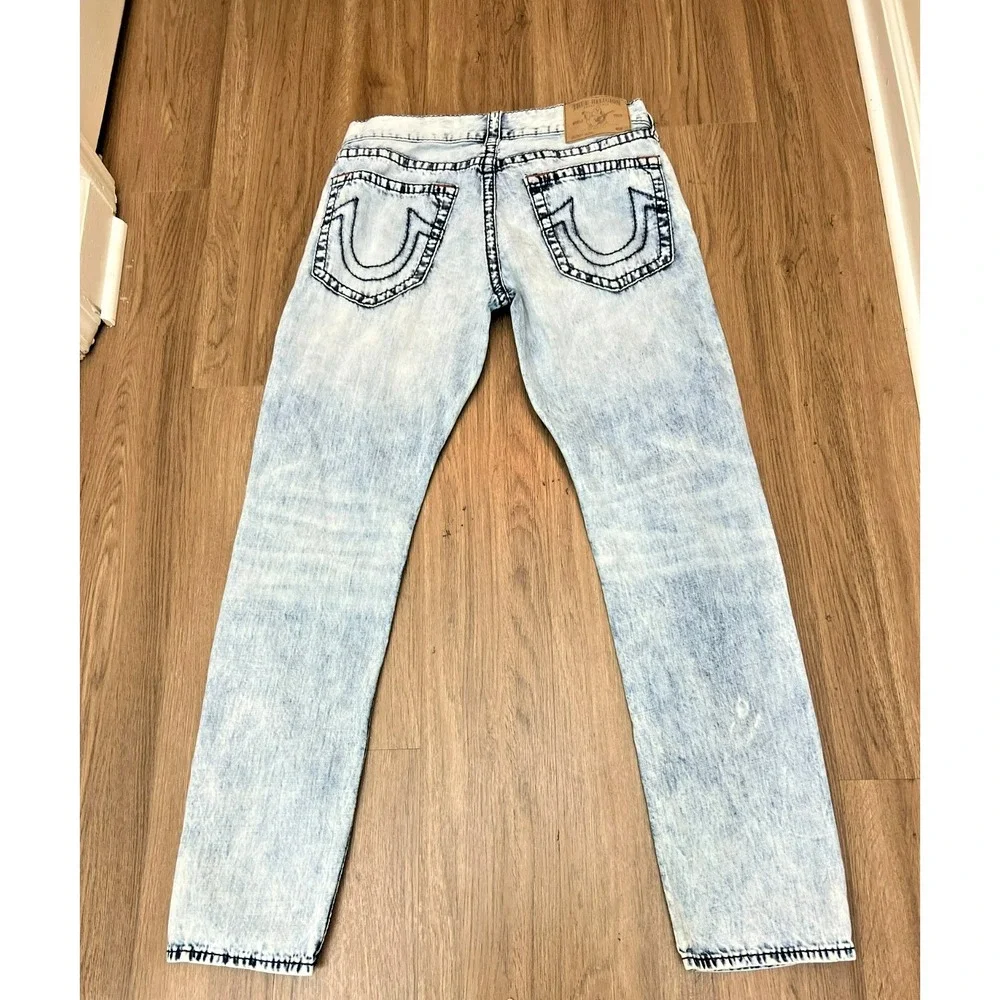 True Religion Geno Slim Jeans Mens 34x32 Big T Light Wash Denim